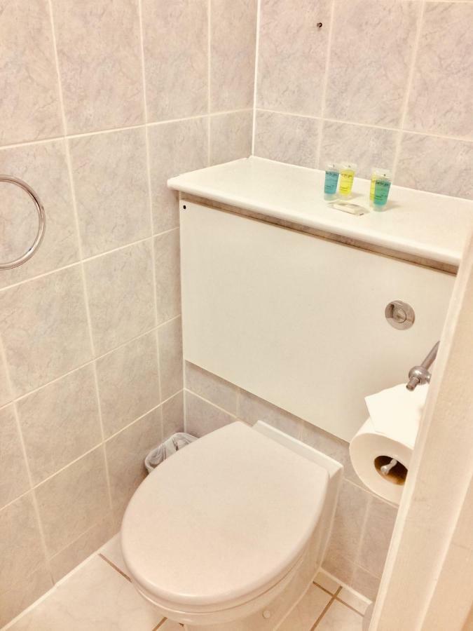 Trevelyan Hotel Ilford Dış mekan fotoğraf