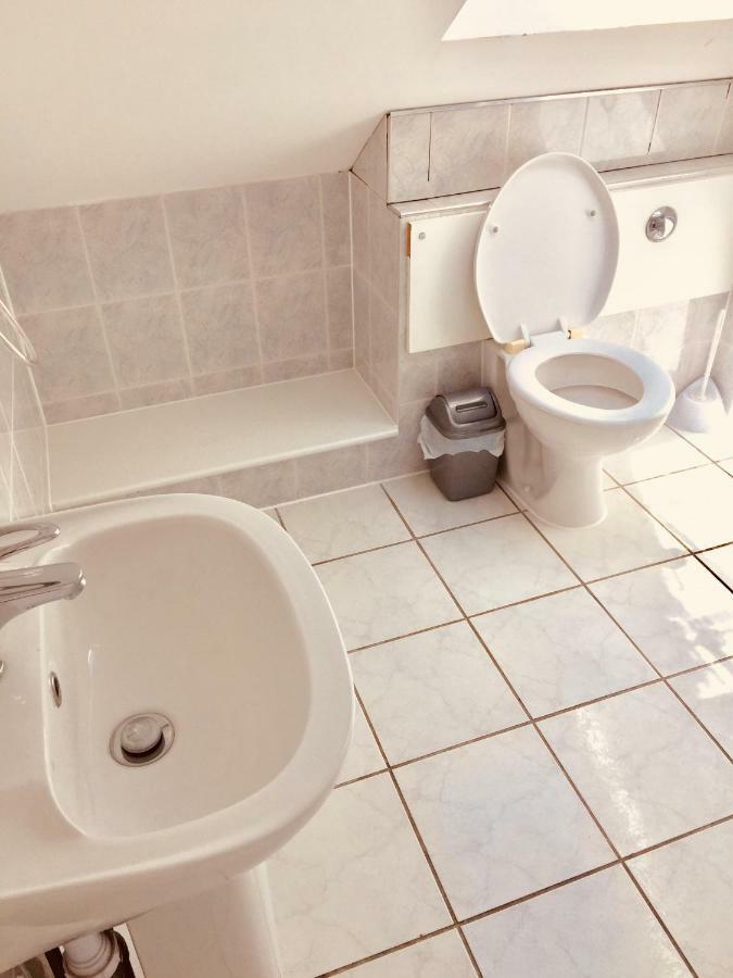 Trevelyan Hotel Ilford Dış mekan fotoğraf